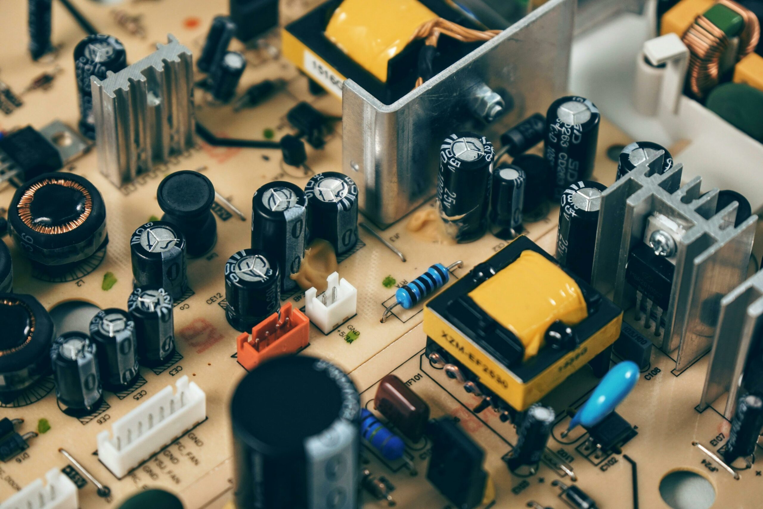 ESD Udstyr: Beskyt Din Elektronik med Løsninger fra HIN